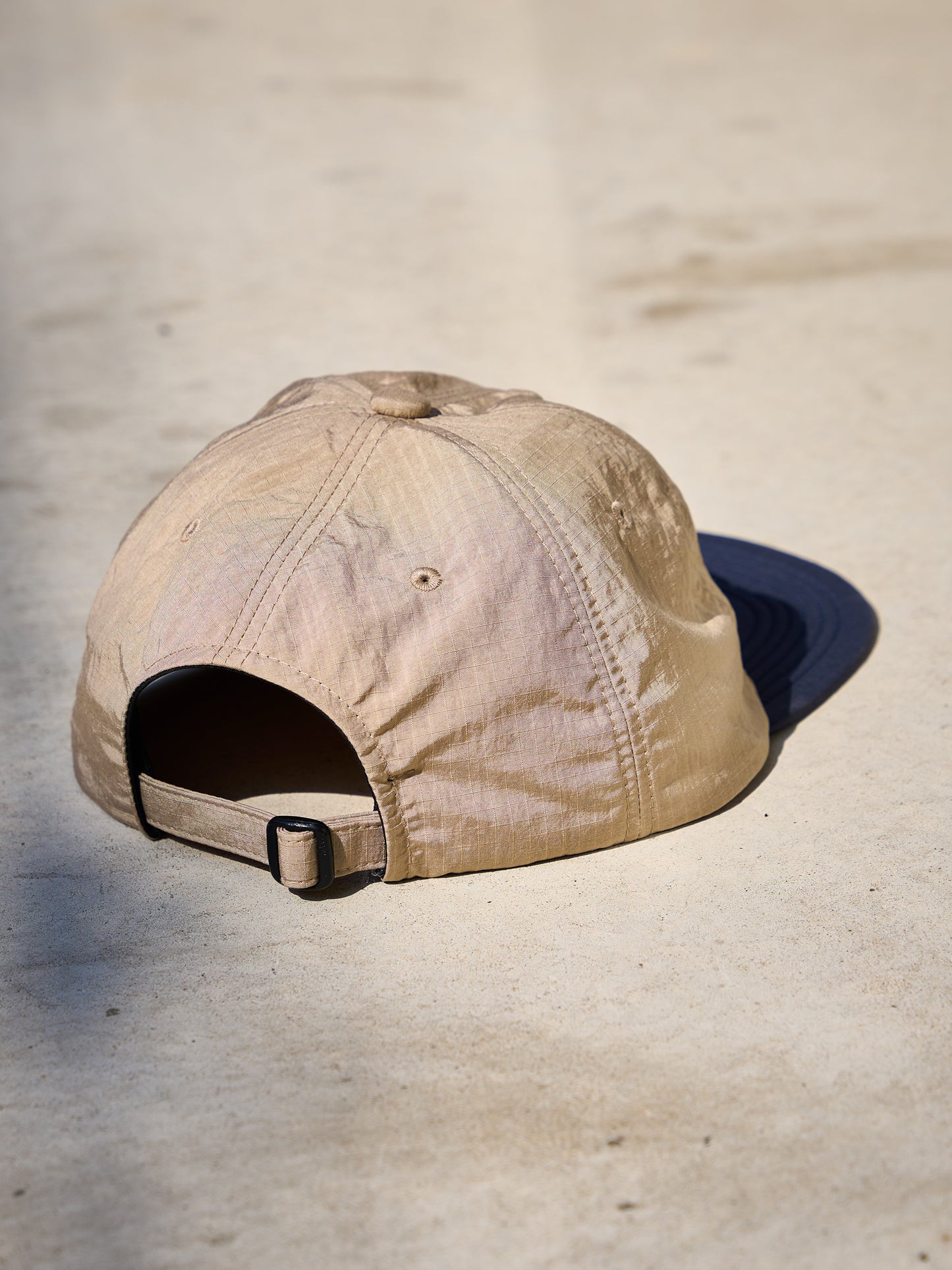 SOFT BRIM 6 PANEL CAP LOW (HAPPY CHEMICALS)