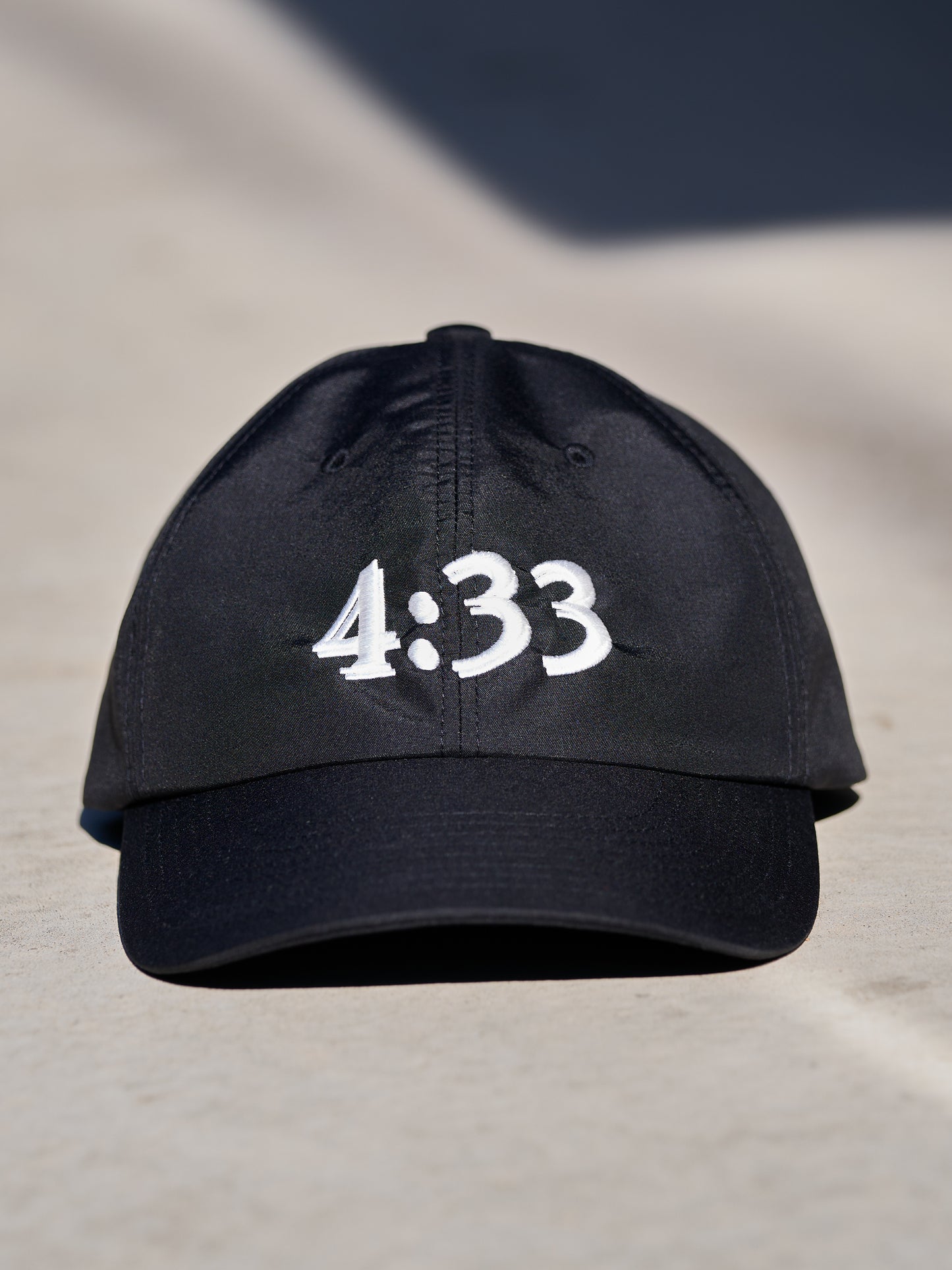 PRE CURVE BRIM 6 PANEL CAP (4:33)