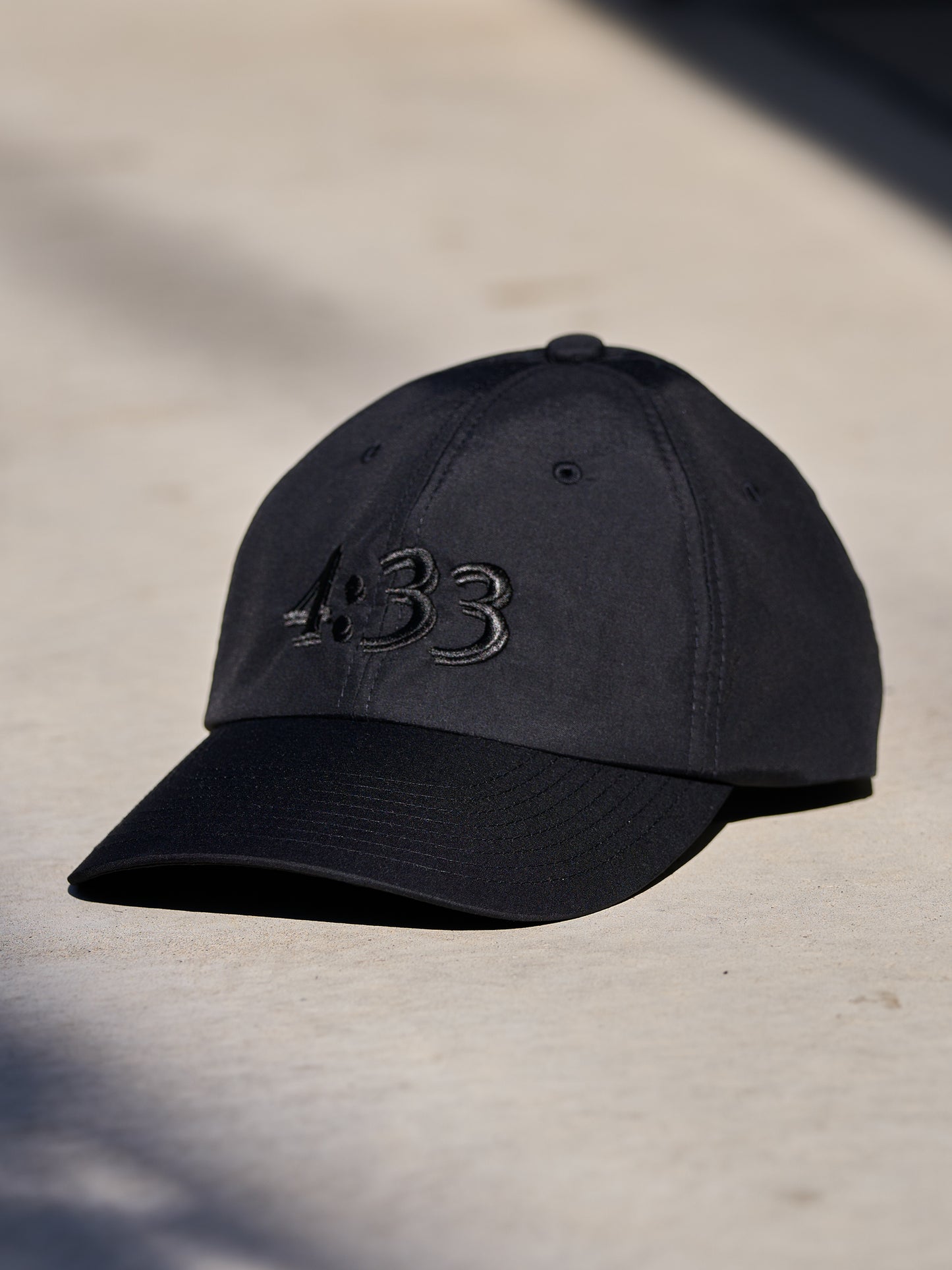 PRE CURVE BRIM 6 PANEL CAP (4:33)