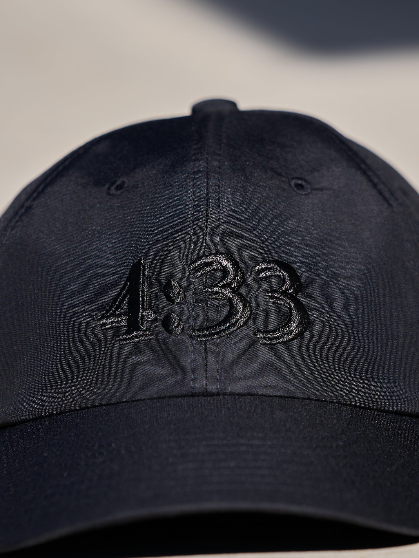 PRE CURVE BRIM 6 PANEL CAP (4:33)