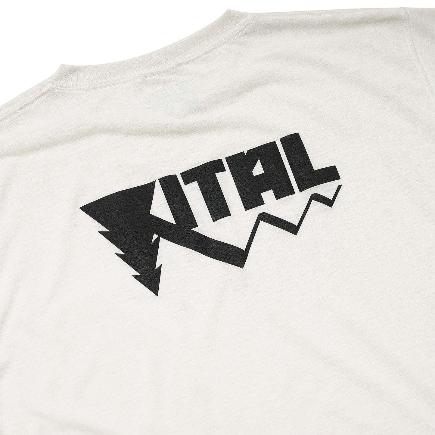 POCKET LS TEE (VITAL)
